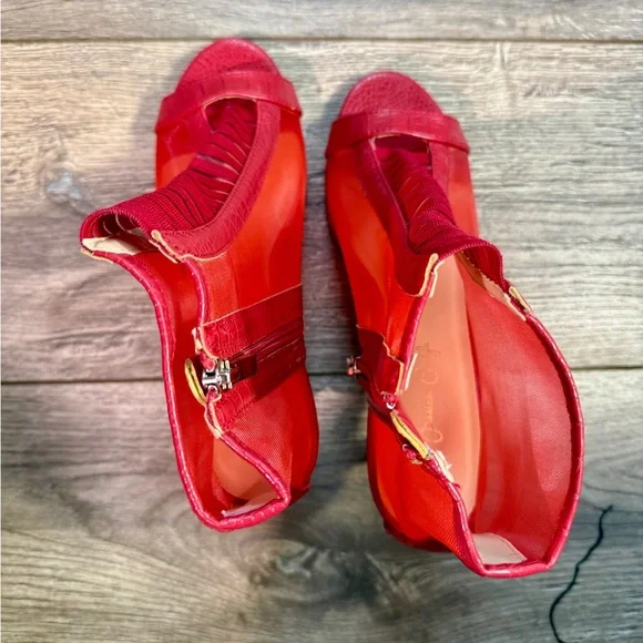 Jessica Carlyle Vibrant Red Mesh Heels - Picture 10 of 12